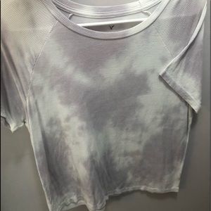 short sleeve crop top.